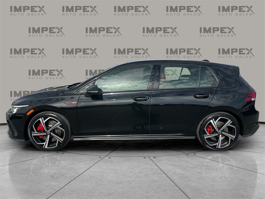 2024 Volkswagen Golf GTI SE photo 2
