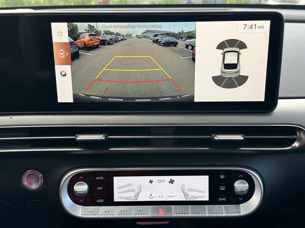 2025 Genesis GV60 Advanced AWD photo 31