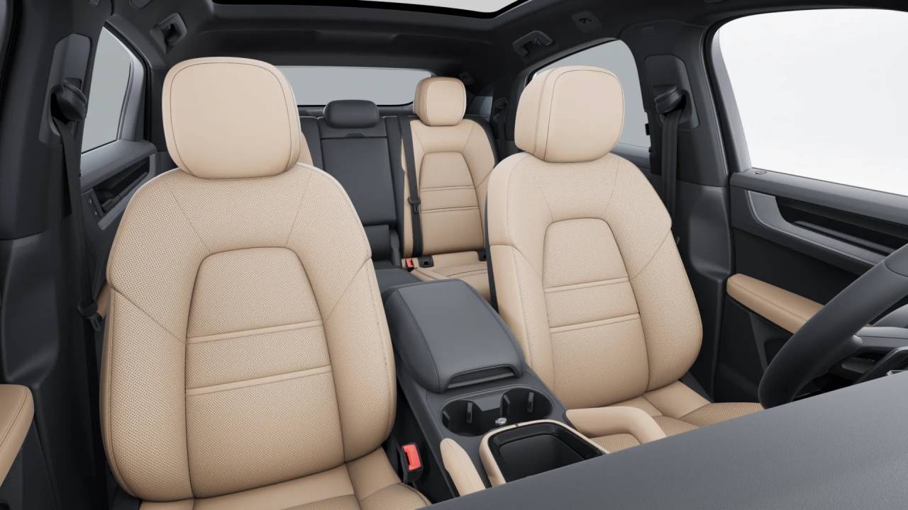 2026 Porsche Cayenne Coupe photo 10