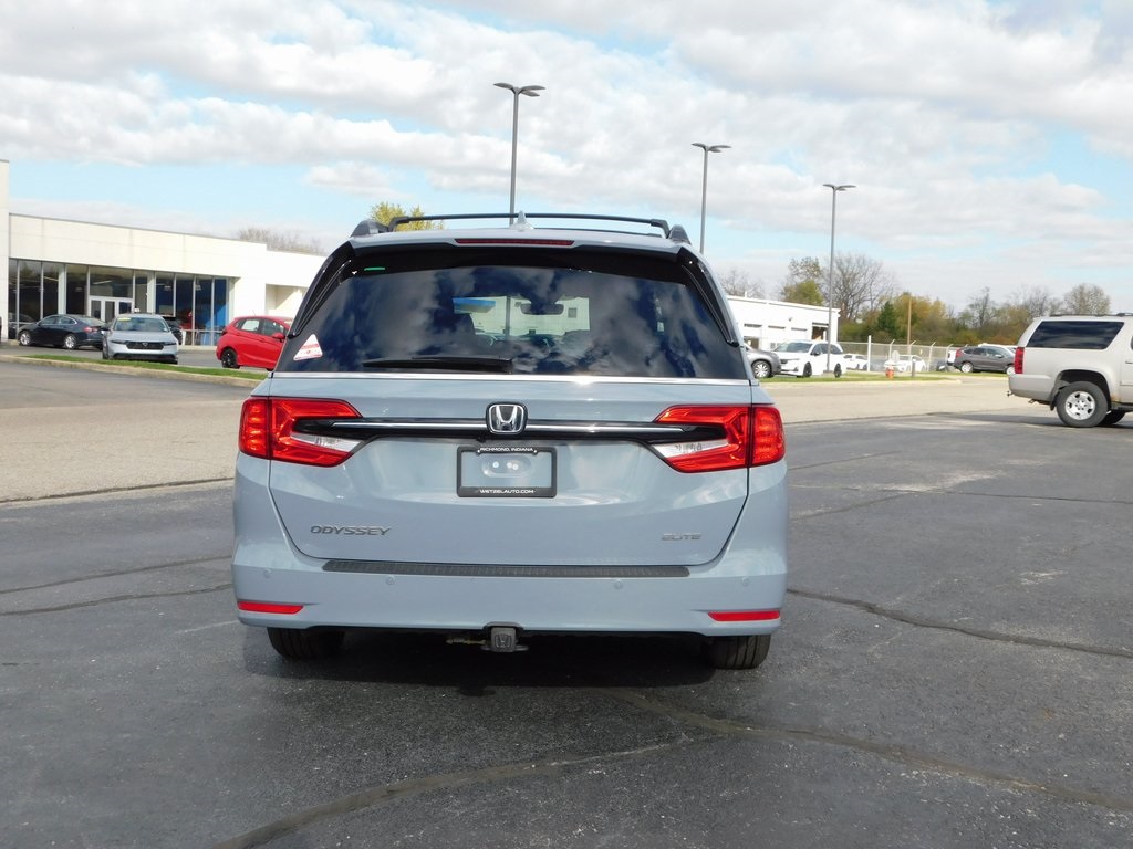 2023 Honda Odyssey Elite photo 4