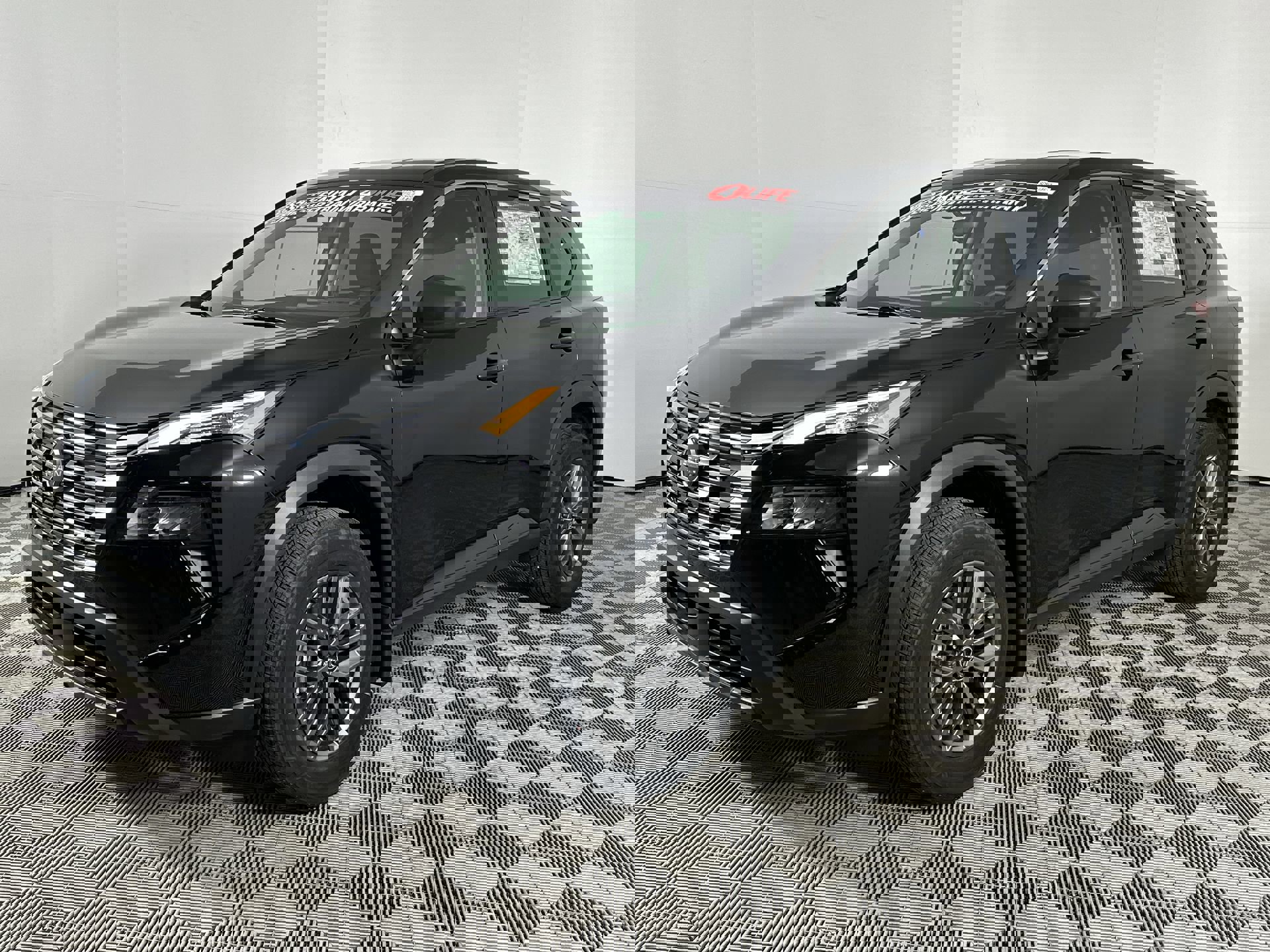 2025 Nissan Rogue S photo 3