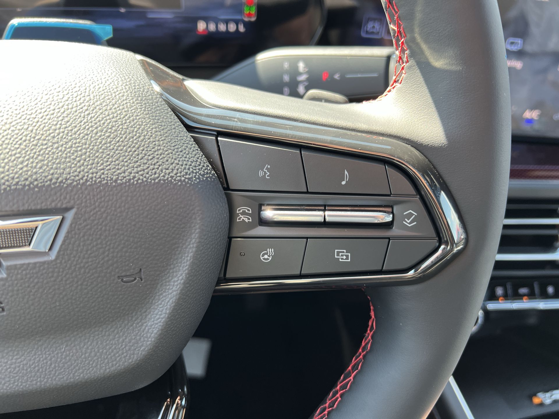 2026 Chevrolet Traverse RS photo 19