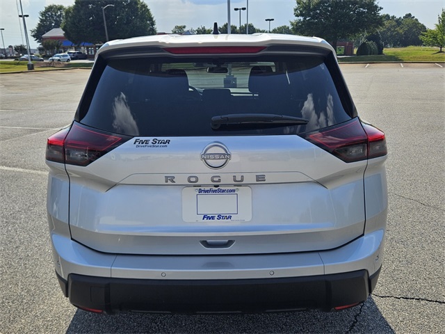 2025 Nissan Rogue S photo 9