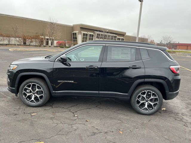 2026 Jeep Compass Limited photo 4