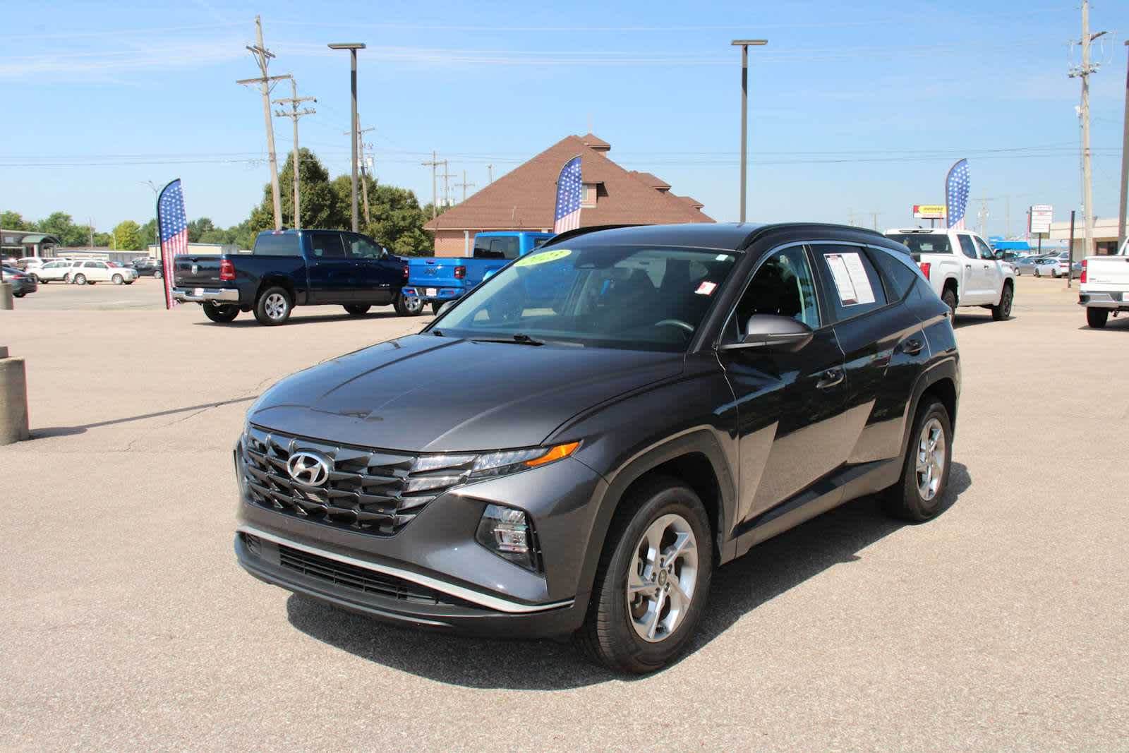 2023 Hyundai Tucson SEL photo 3