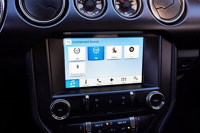 Used 2017 White Ford Shelby GT350 image 29