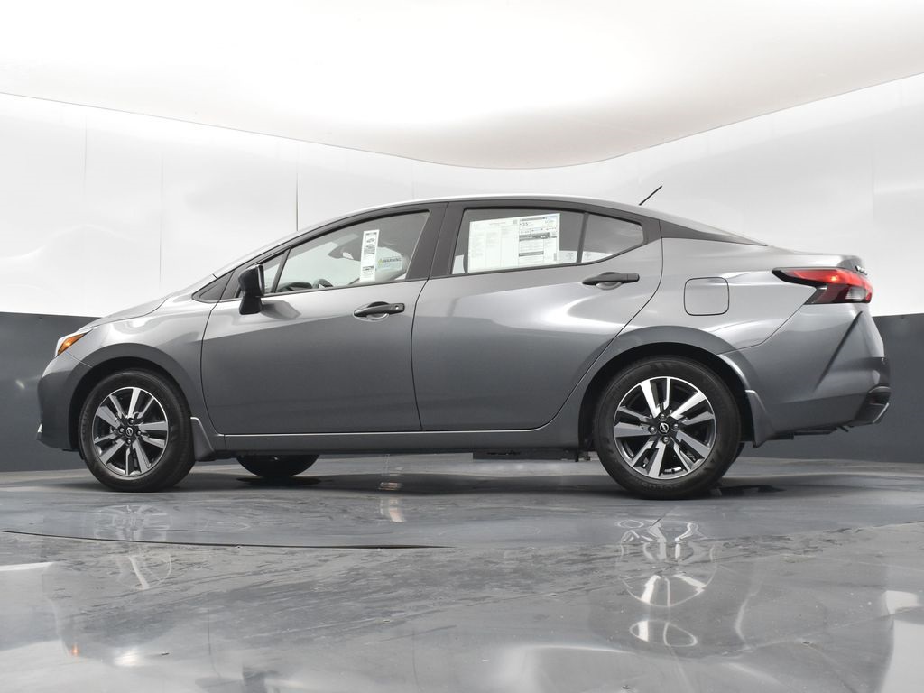 2025 Nissan Versa 1.6 S photo 35