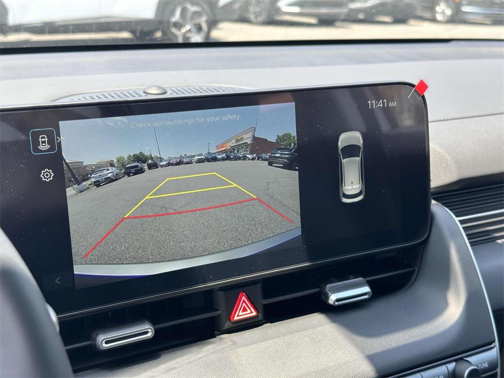 2025 Hyundai Ioniq 5 SEL photo 3