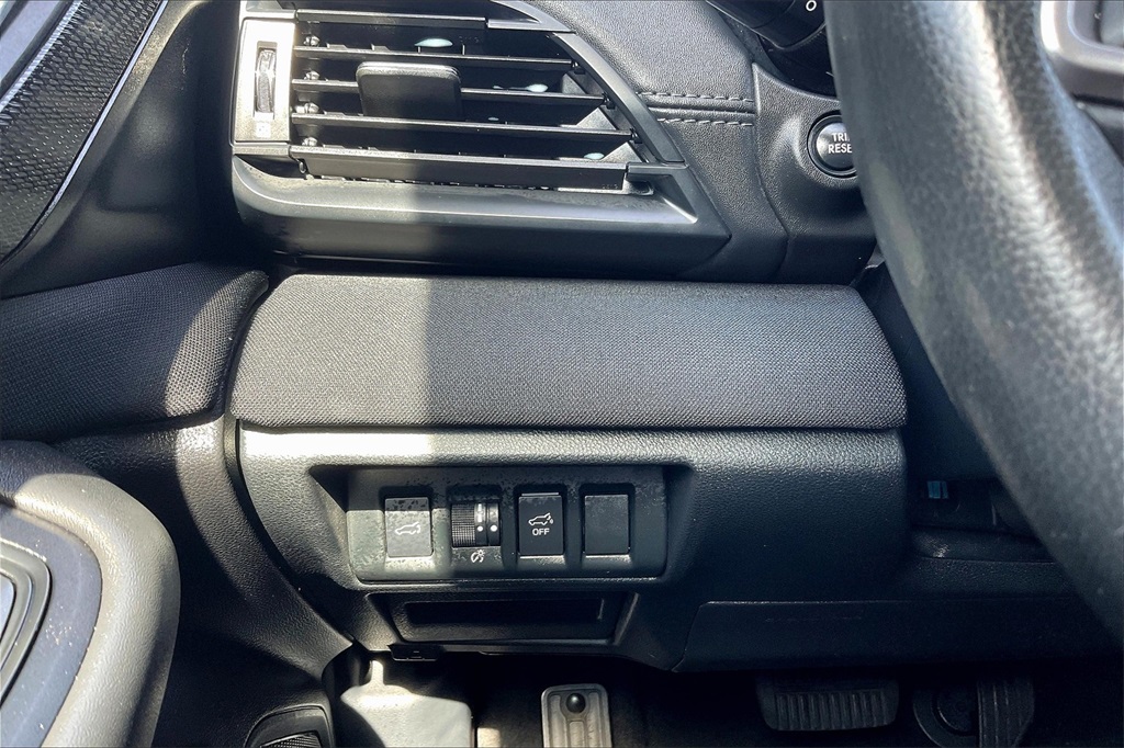 2023 Subaru Outback Premium photo 32