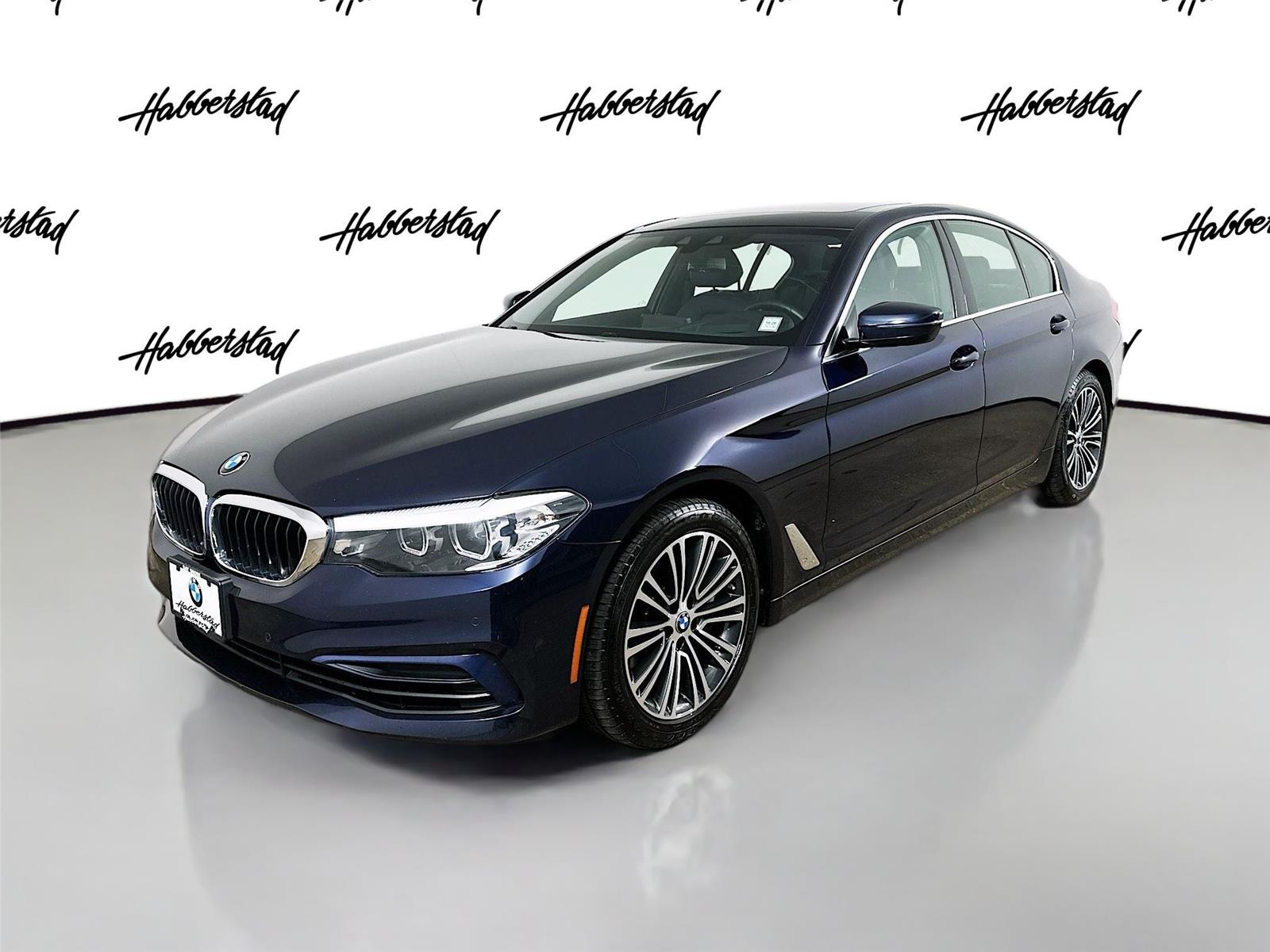 2020 BMW 5 Series 540i's photo