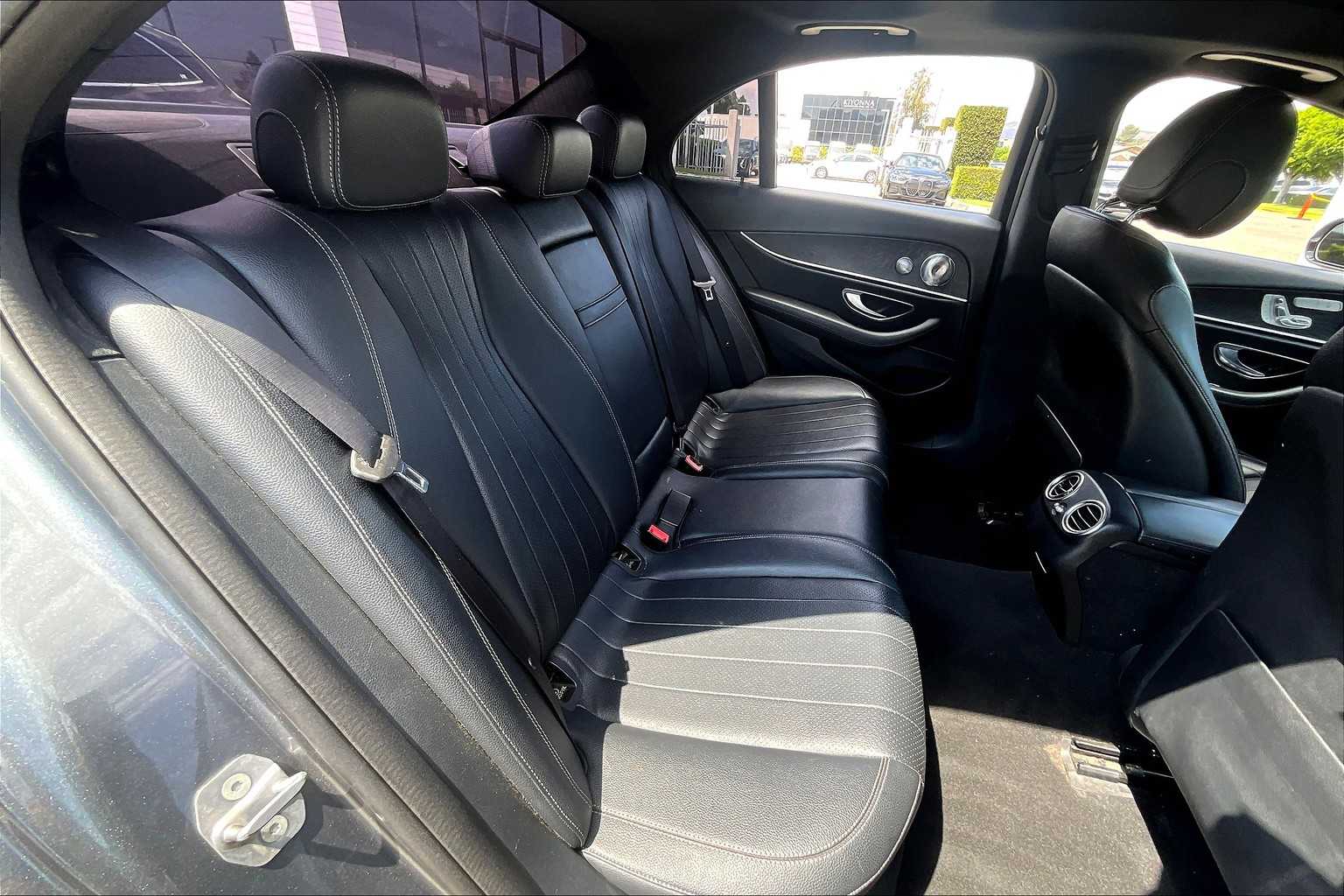 2017 Mercedes Benz E 300 Sport photo 16
