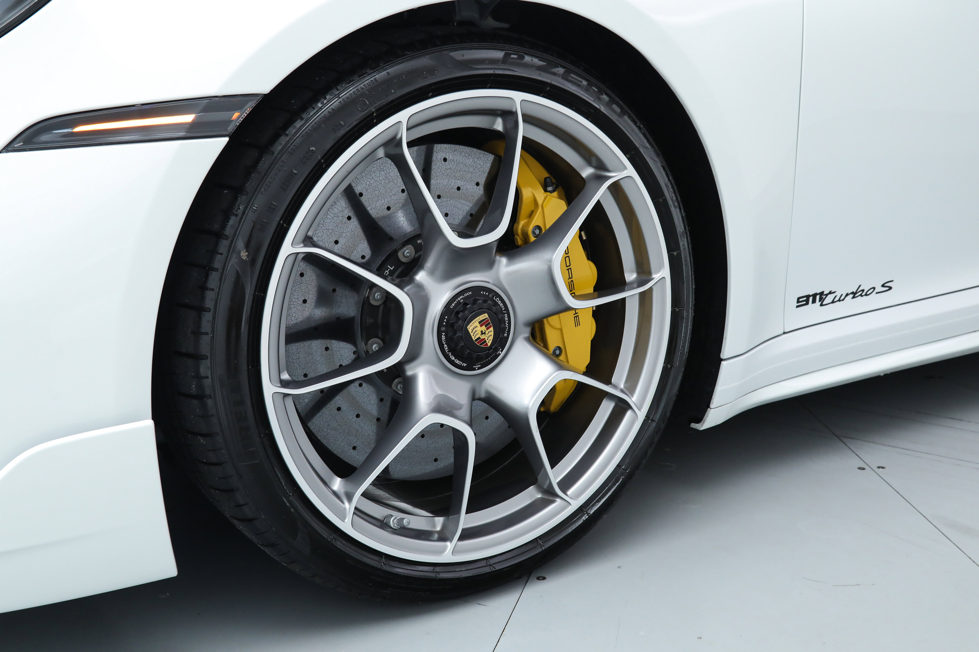 2025 Porsche 911 Turbo S Cabriolet photo 14