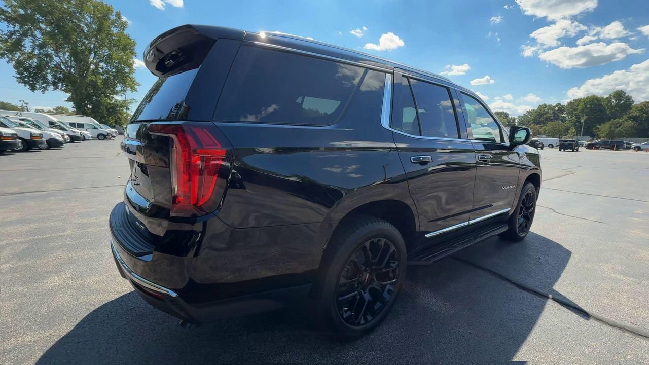 2023 Gmc Yukon SLT photo 8