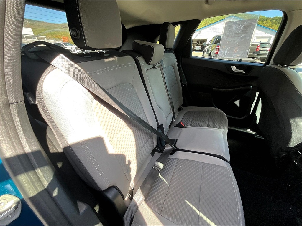 2020 Ford Escape SE photo 15