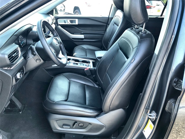 2023 Ford Explorer Limited photo 4