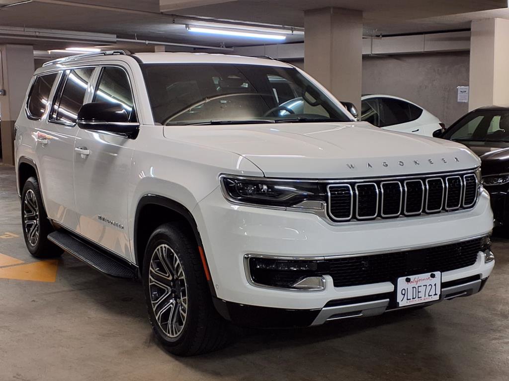 2024 Jeep Wagoneer Series II photo 3