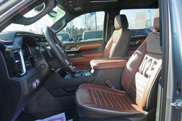 2025 GMC SIERRA - Image 11