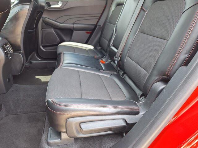2024 Ford Escape ST-Line photo 20