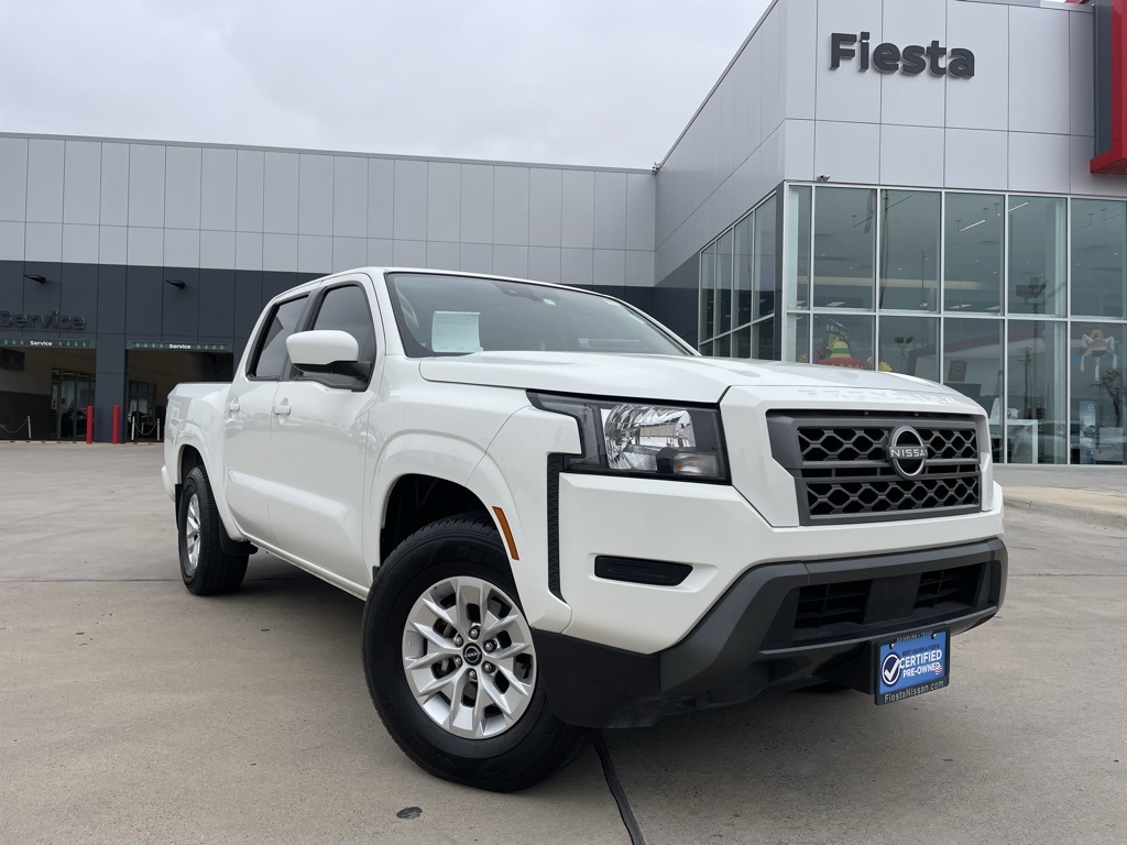 2024 Nissan Frontier SV's photo