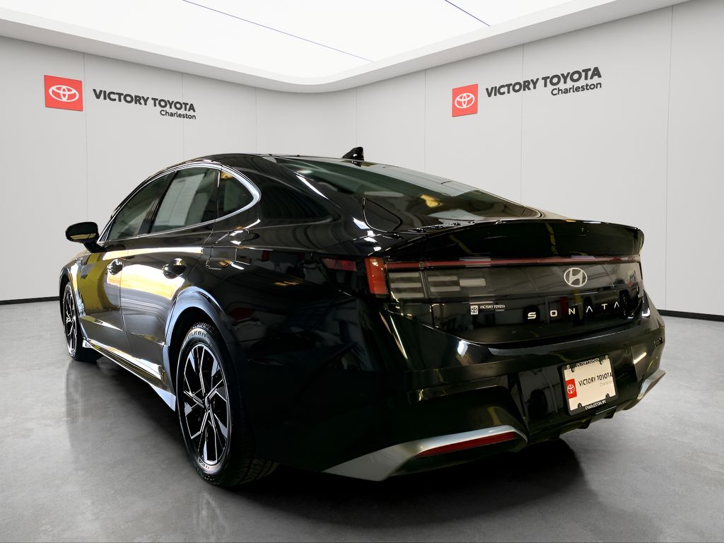 2024 Hyundai Sonata SEL photo 3