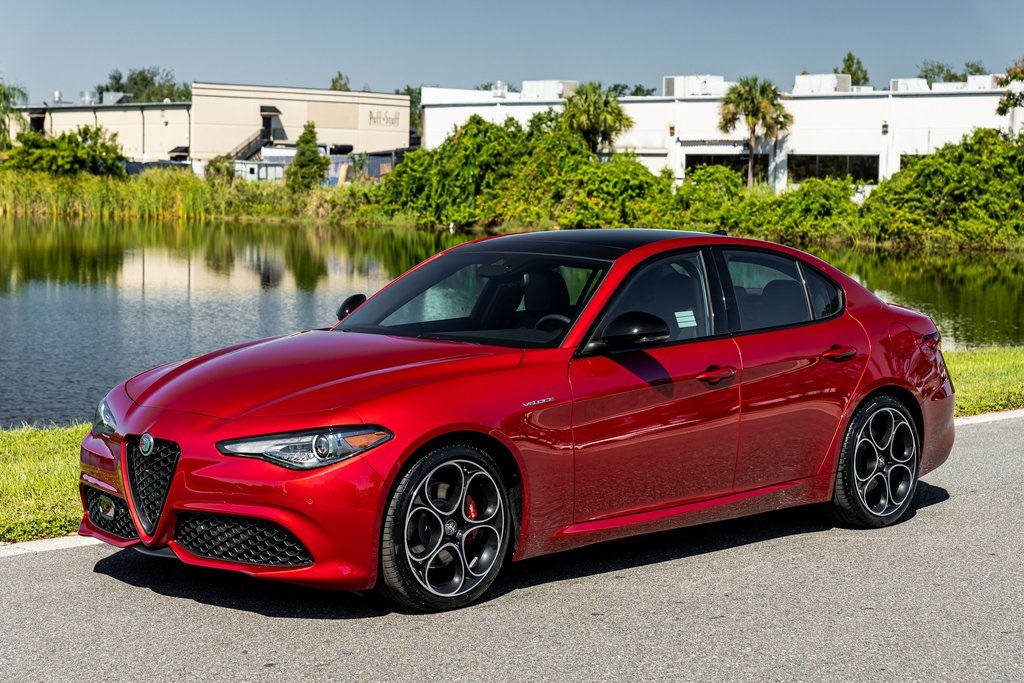 2023 Alfa Romeo Giulia Ti photo 7