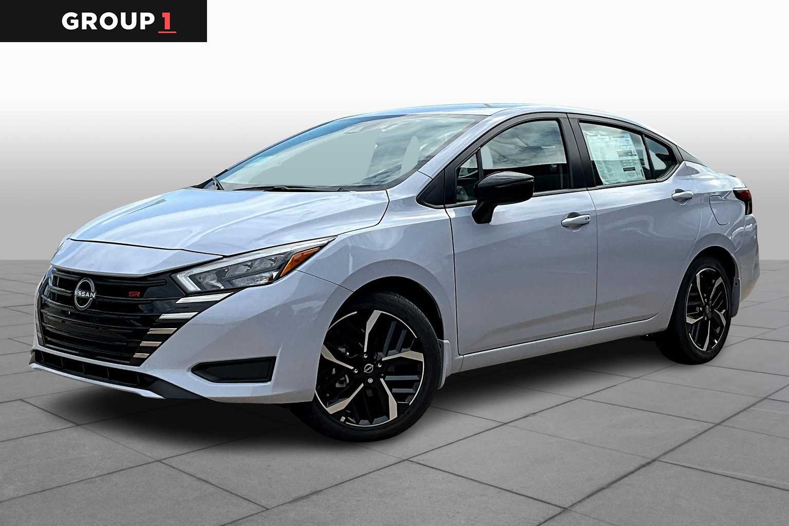 2025 Nissan Versa Sedan SR