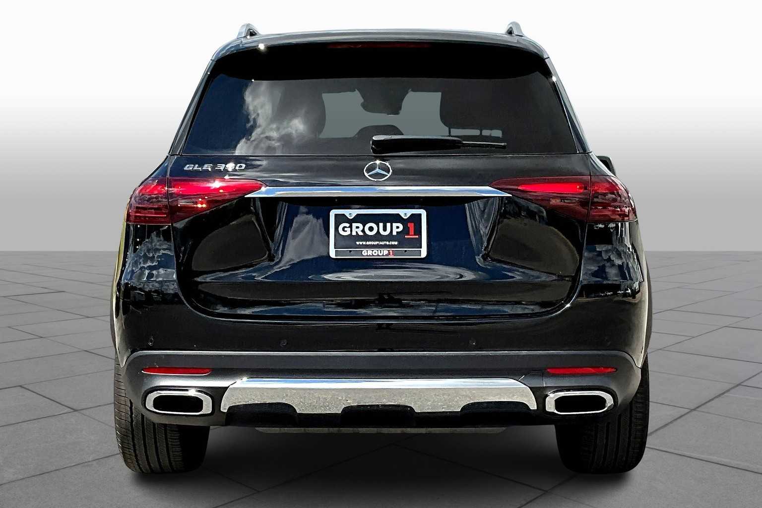 2025 Mercedes Benz GLE 350 4MATIC photo 4