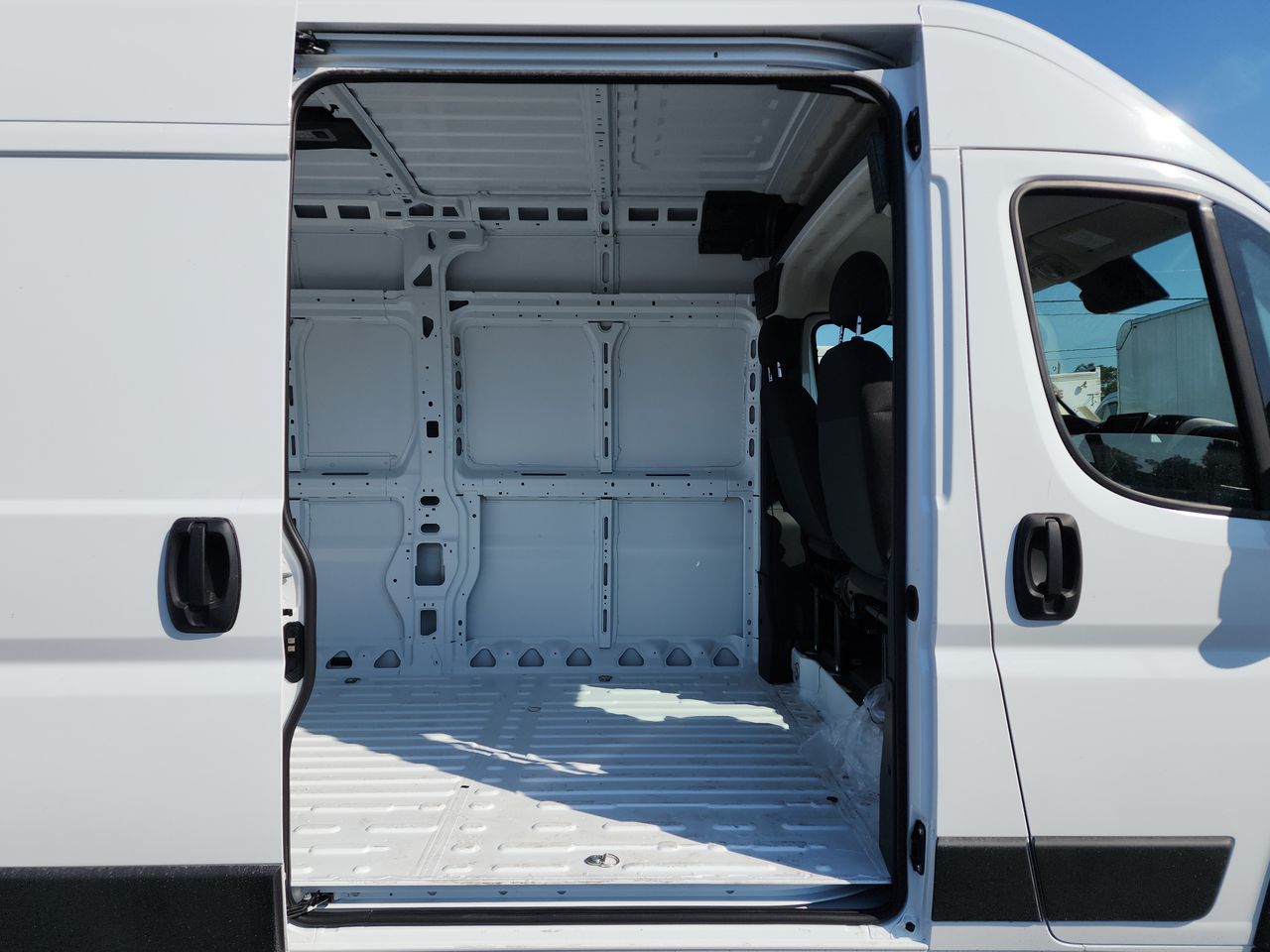 2026 Ram 3500 Tradesman photo 20