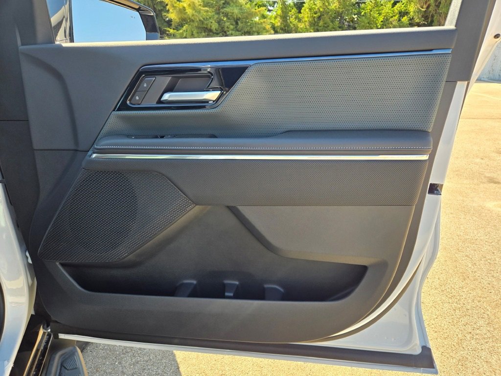 2026 Gmc Sierra EV AT4 photo 7