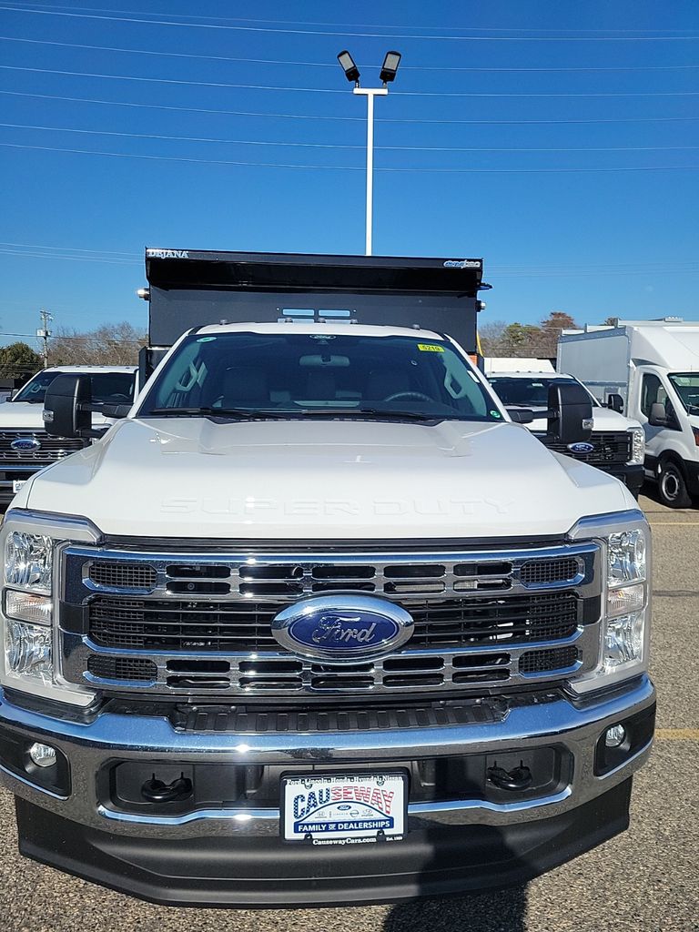 2024 Ford F-350 XL photo 2