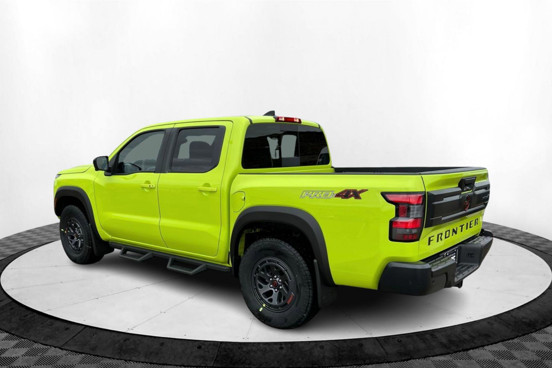 2026 Nissan Frontier Crew Cab PRO-4X photo 3