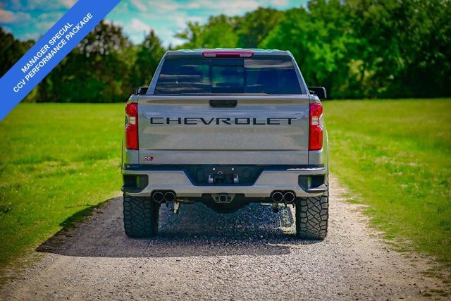 2025 Chevrolet Silverado 1500 RST photo 6
