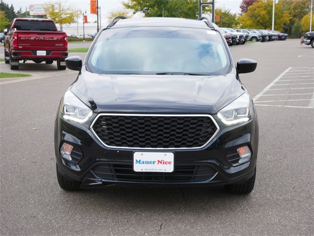 Used 2018 Ford Escape SE with VIN 1FMCU9GD9JUB23168 for sale in Anoka, Minnesota