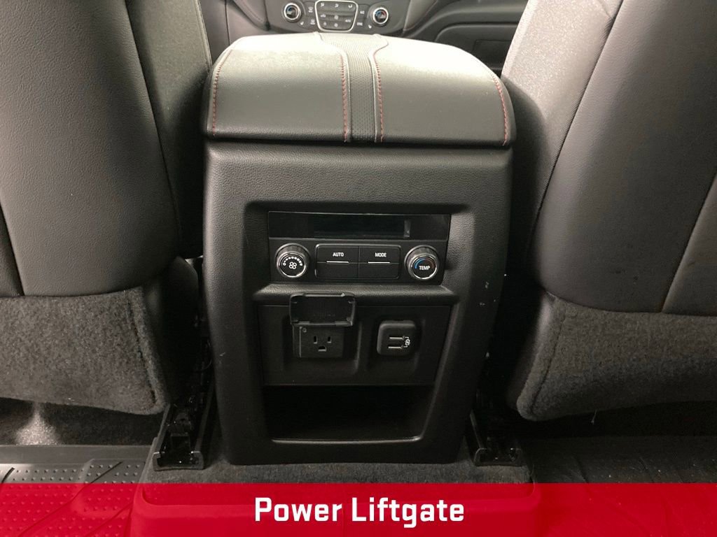 2023 Chevrolet Traverse RS photo 3