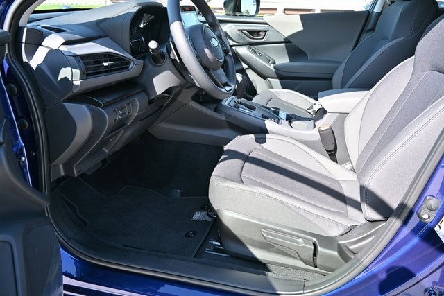 2025 Subaru Crosstrek Premium photo 17