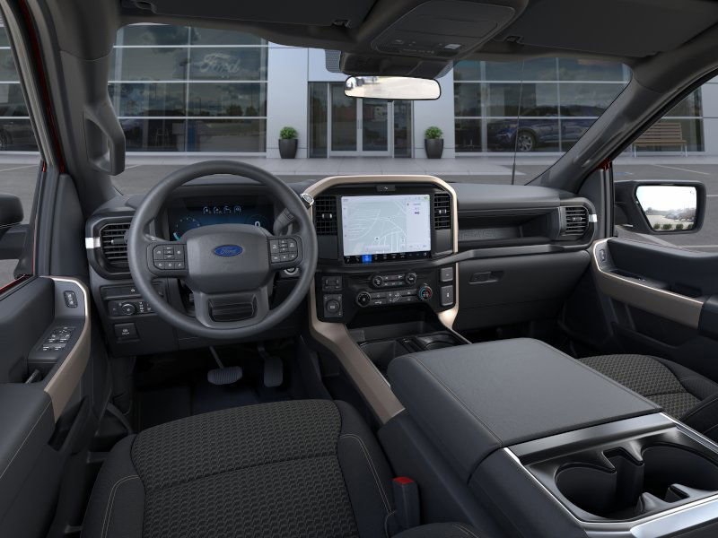 2025 Ford F-150 STX photo 9