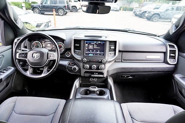 Used 2022 White Ram Big Horn/Lone Star image 17