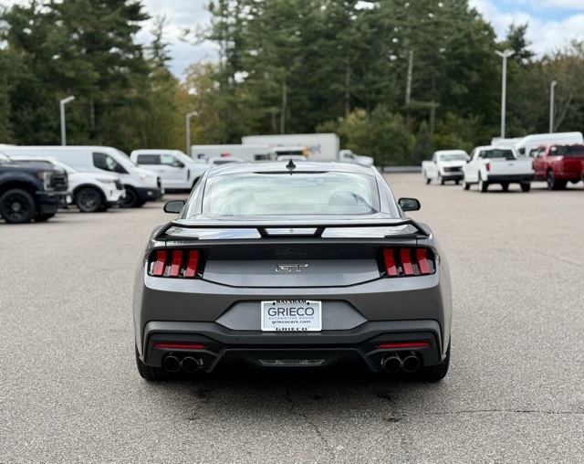 2025 Ford Mustang GT Premium photo 5