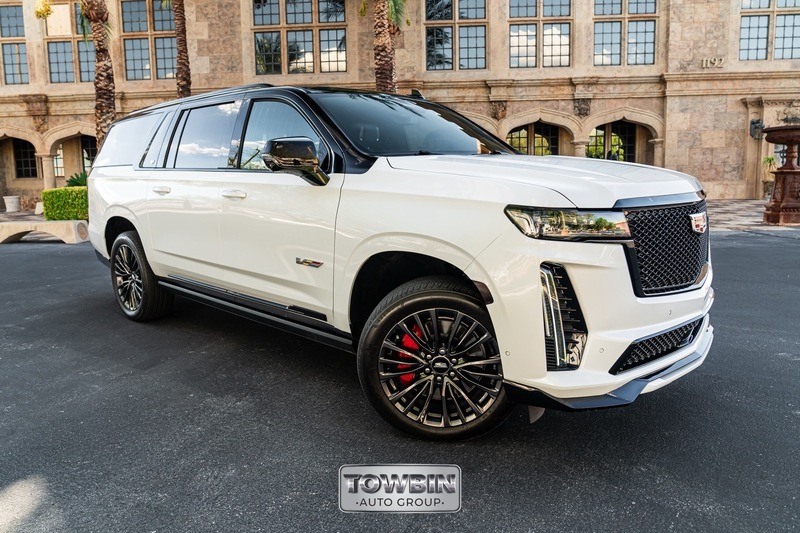 2023 Cadillac Escalade ESV V-Series photo 3