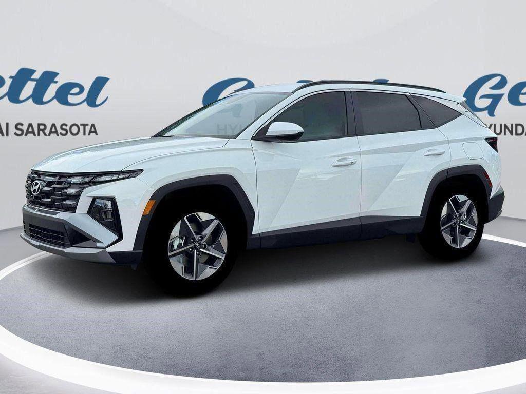 2026 Hyundai Tucson SEL photo 2