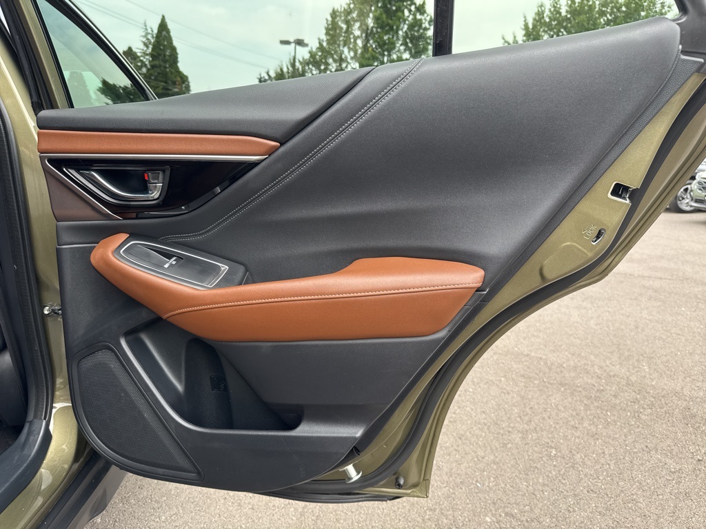 2021 Subaru Outback Touring XT photo 20