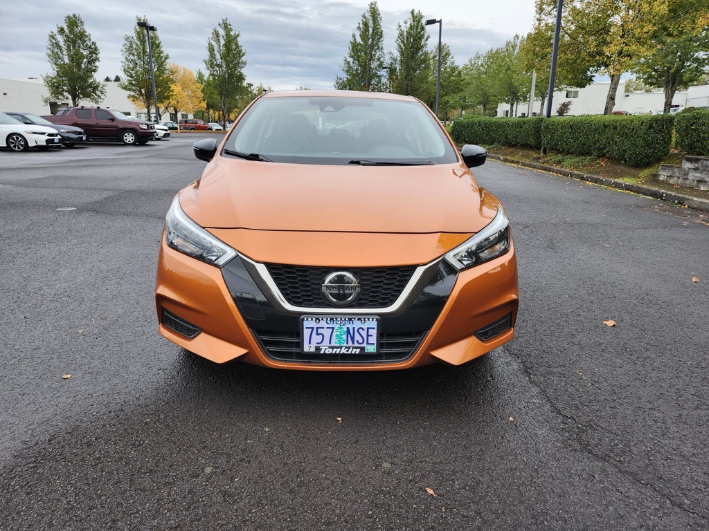 2022 Nissan Versa 1.6 SR photo 2