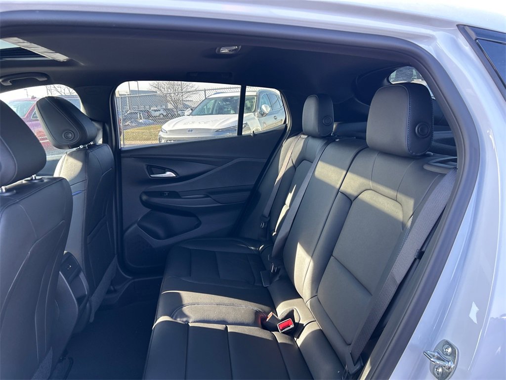 2026 BUICK ENVISTA - Image 30