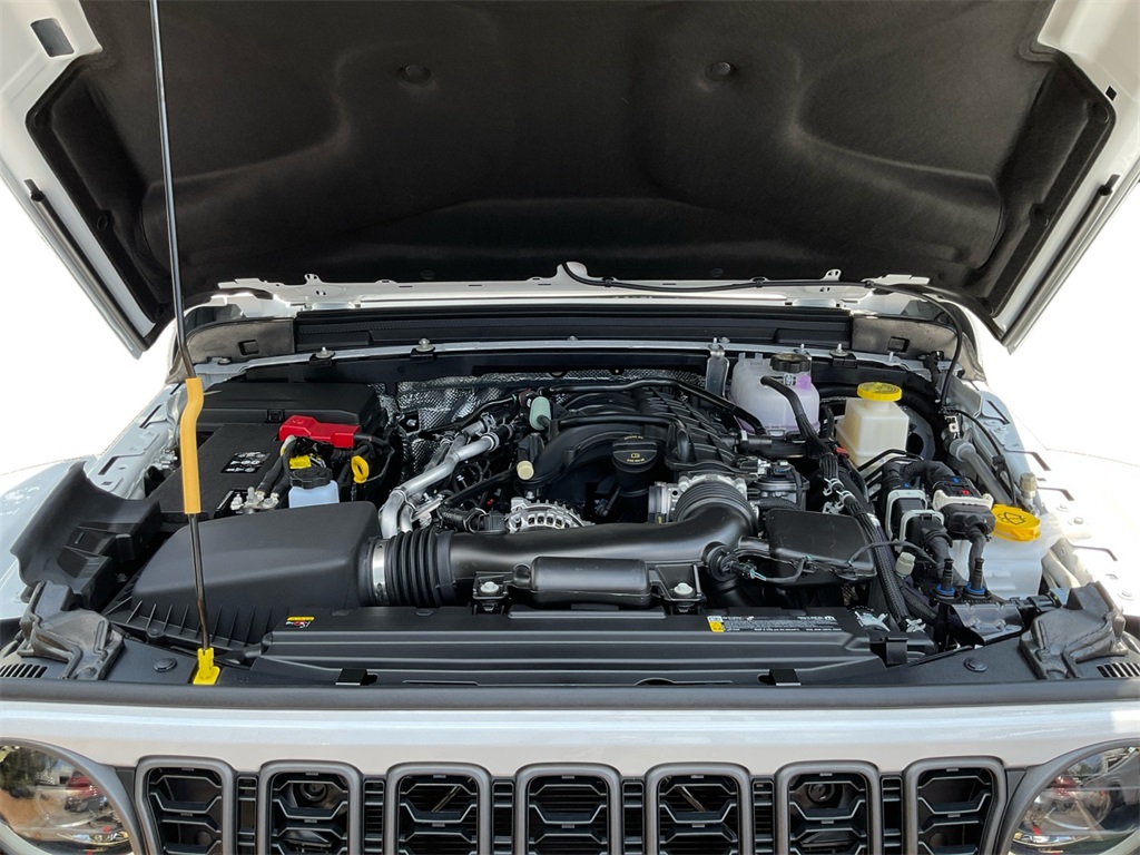 2025 Jeep Gladiator Mojave photo 13