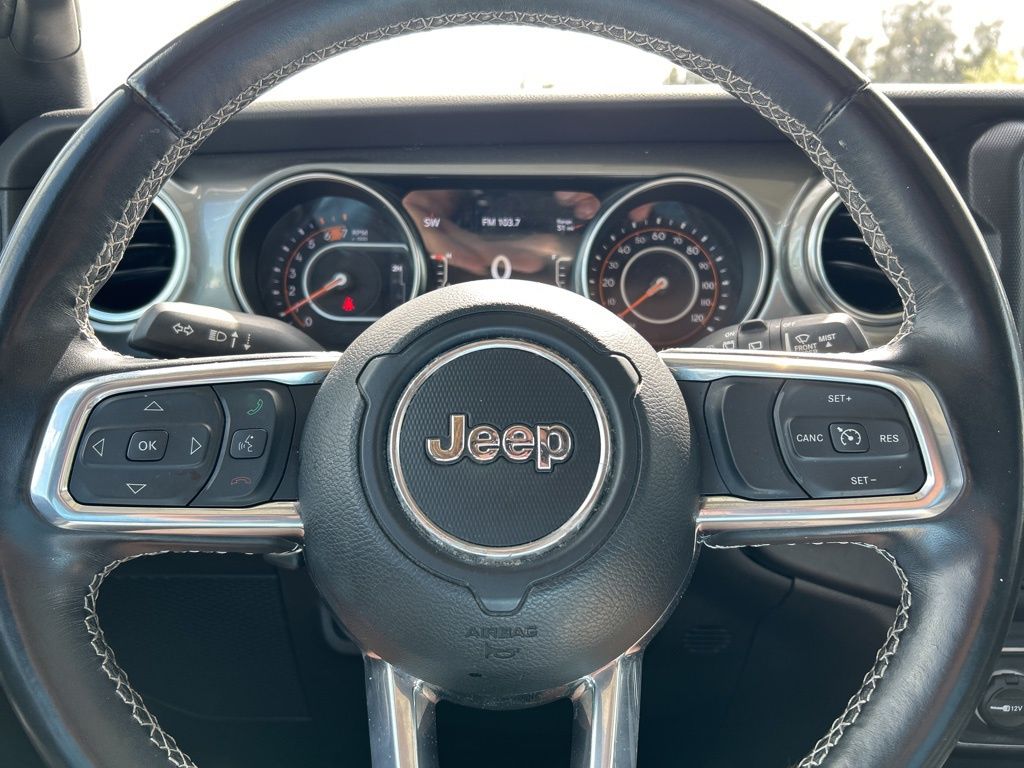 2022 Jeep Wrangler Unlimited Sahara photo 15