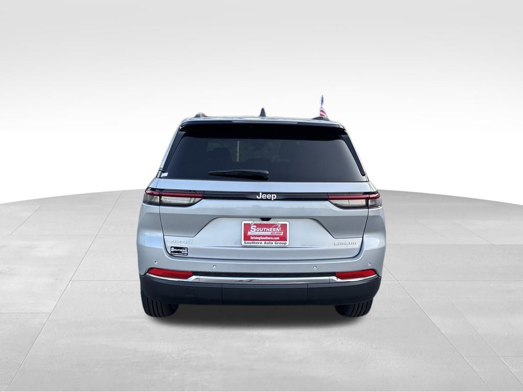 2024 Jeep Cherokee Limited 4xe photo 4