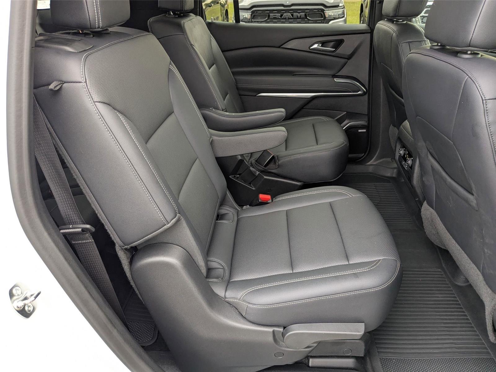 2024 Chevrolet Traverse 1LT photo 35