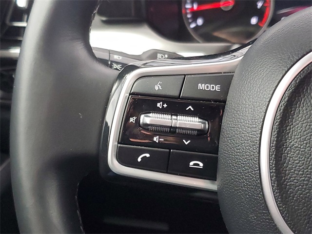 2022 Kia Sorento S photo 11