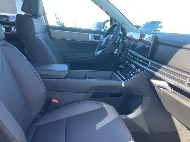 2025 Hyundai Santa Fe SEL photo 25