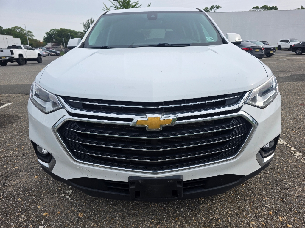 2020 Chevrolet Traverse photo 2